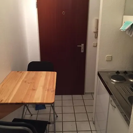 Apartment Mit Terrasse Naehe Koeln-deutz *